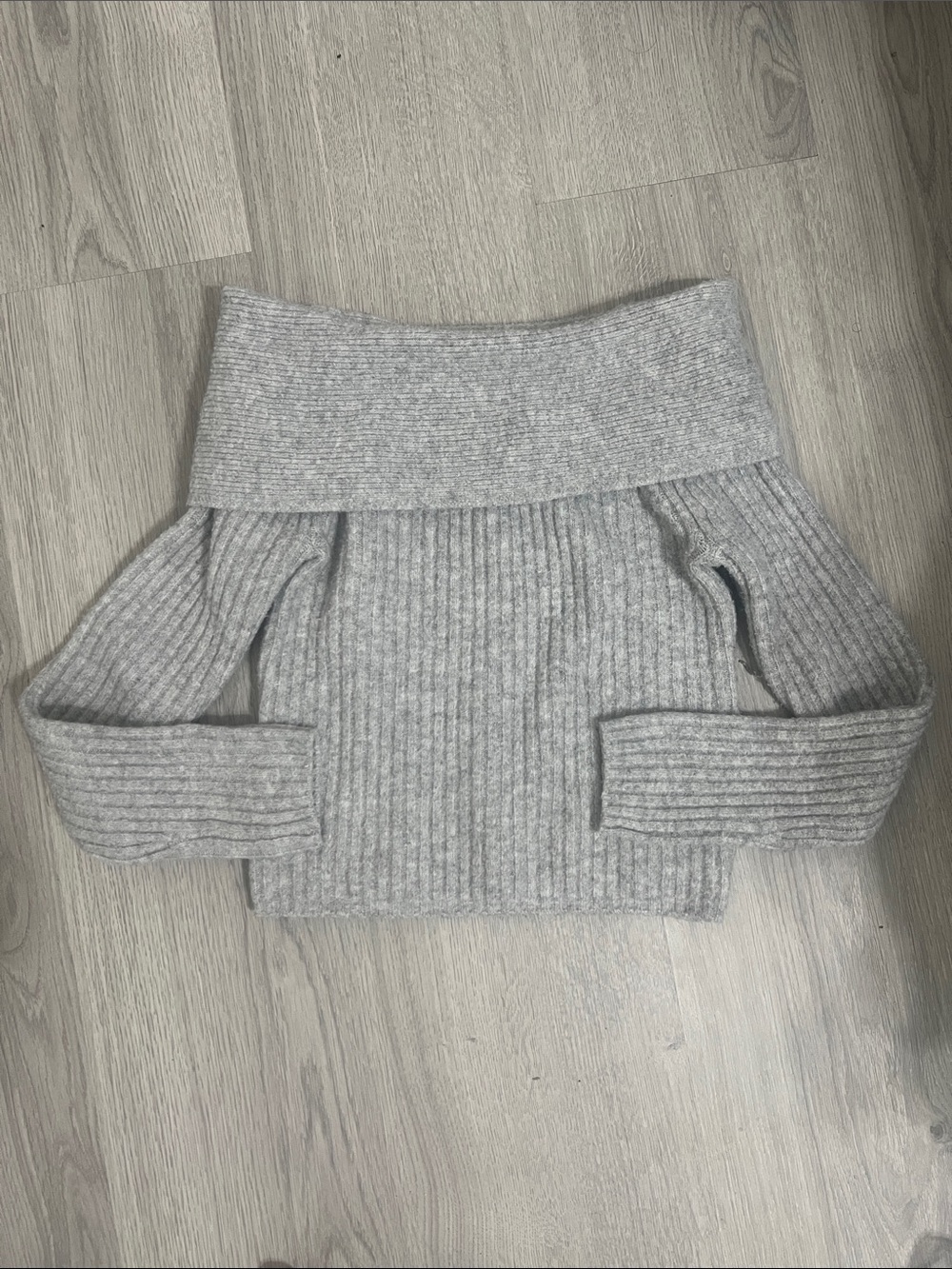 Cozy Off-Shoulder Ribbed Sweater - DYNAMITE - Picture 3 of 4